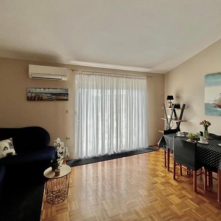 Apartments Tino & Leon Sukosan Luaran gambar