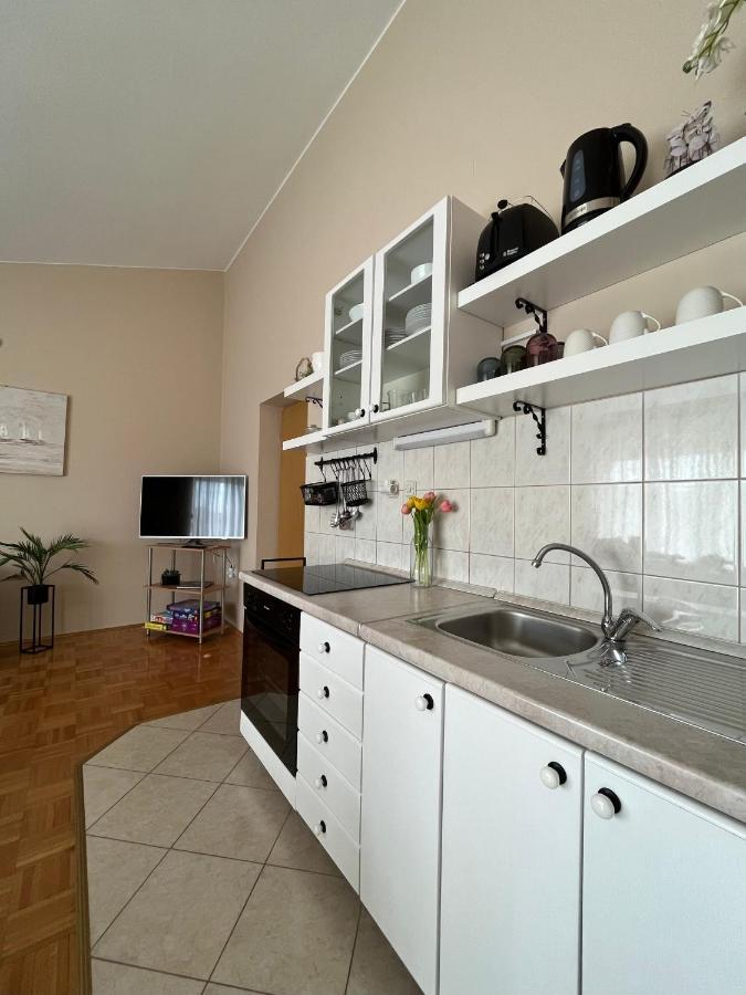 Apartments Tino & Leon Sukosan Luaran gambar